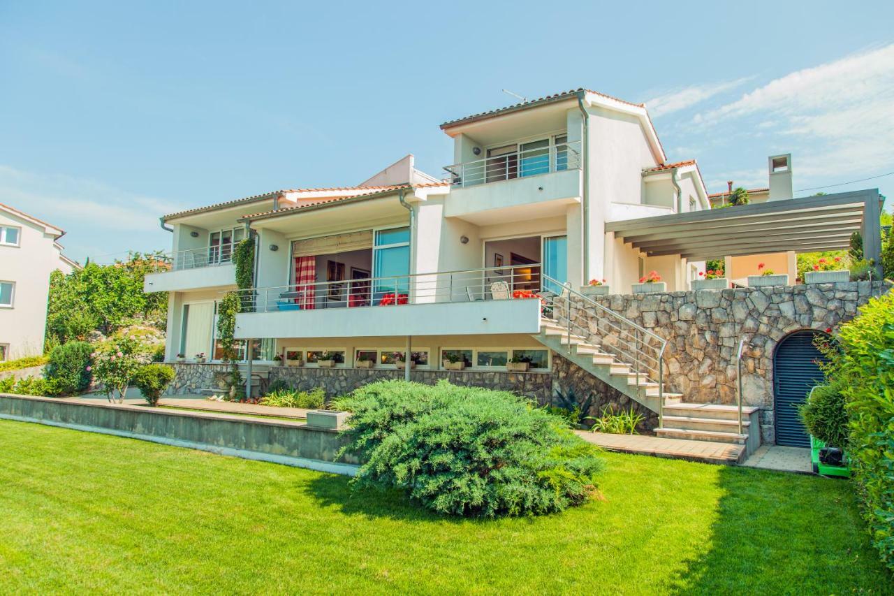Adria Villa *